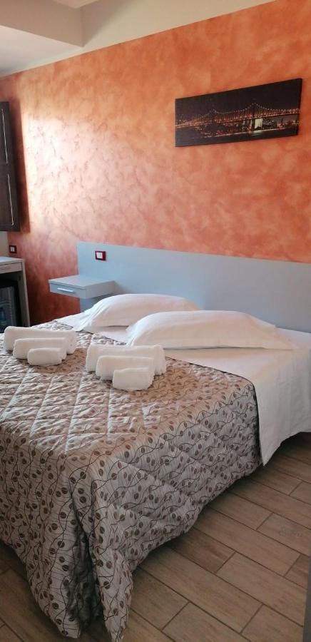 Hotel Caligiuri Decollatura Buitenkant foto
